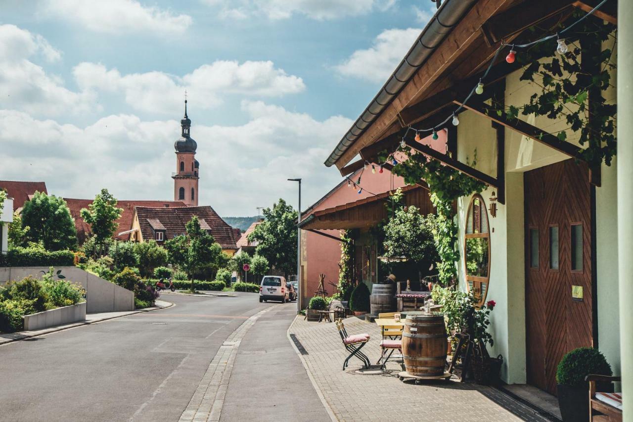 Weingut Leininger Ferienwohnungen Eibelstadt Exterior foto